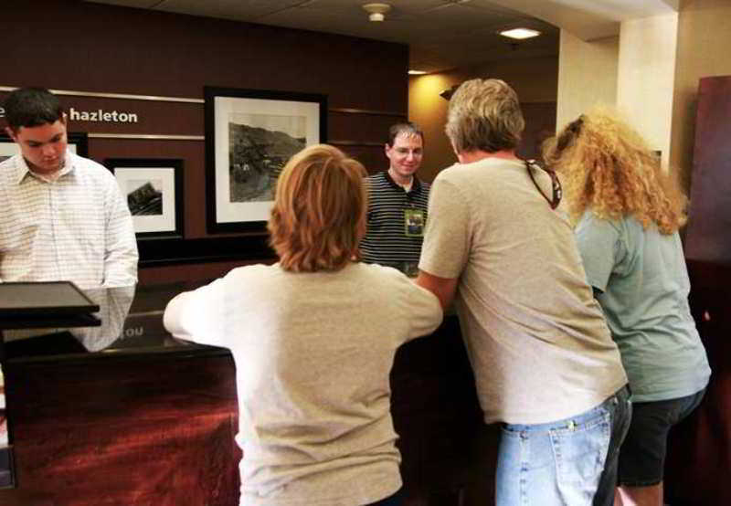 Hampton Inn Hazleton Εσωτερικό φωτογραφία